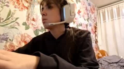 Alex online show from January 9, 3:17 pm