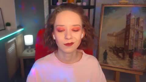 Fascinating   Eyes online show from December 3, 1:38 pm