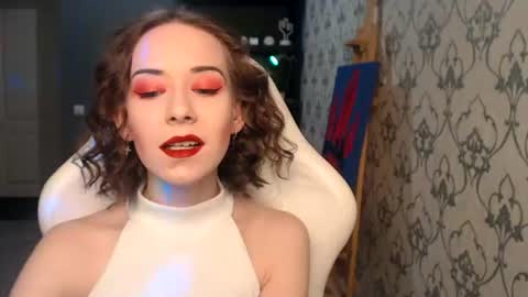 Fascinating   Eyes online show from June 12, 9:58 pm