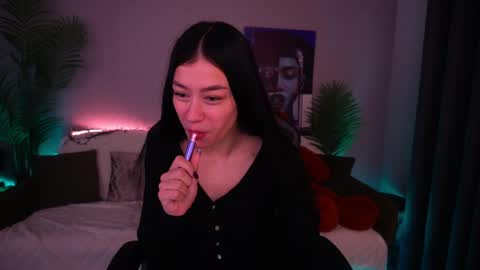 Nellie online show from April 1, 9:12 pm