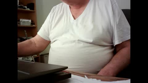 fatbellyitalian online show from October 5, 7:10 pm