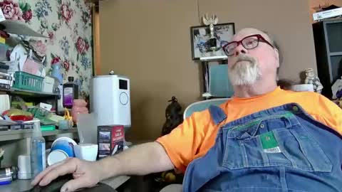 Fred. online show from February 7, 3:34 am