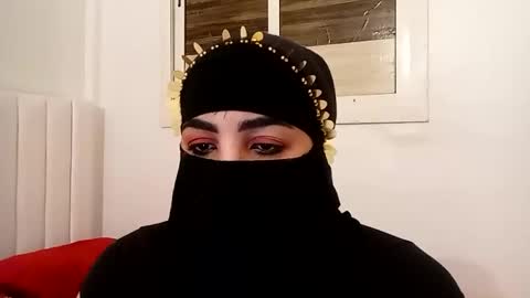 fati_123 online show from October 25, 10:10 pm