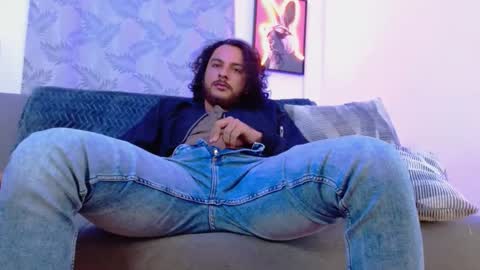 favid95 online show from October 11, 11:08 pm