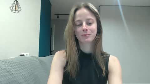 favoriteyour online show from November 12, 4:48 am