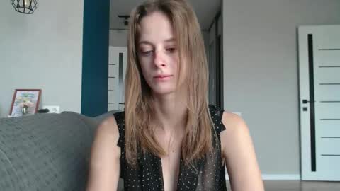 favoriteyour online show from October 14, 4:26 am