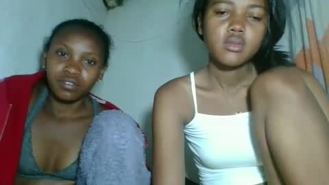 fayence09 online show from November 27, 11:45 pm