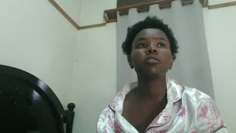 fayrie1 online show from September 23, 11:48 am