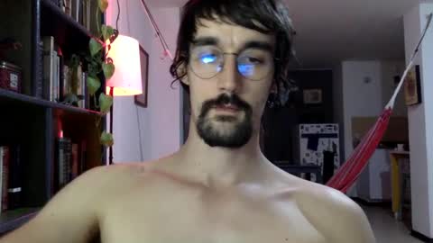 Snapshot of fazzbinderx chatting on December 28, 5:12 am fazzbinder online show from December 28, 5:12 am