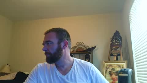 PullouProblems online show from November 30, 6:04 pm