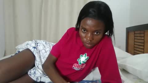 feetlovely507541 online show from October 12, 1:53 am