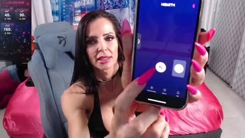 Snapshot of feliciahardon chatting on January 30, 10:41 pm Felicia Hardon online show from January 30, 10:41 pm