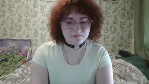 felicity_play online show from May 5, 6:19 am