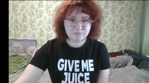 felicity_play online show from May 7, 7:48 am