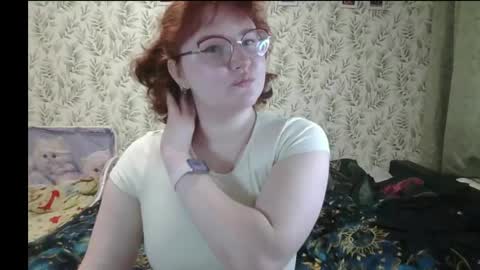 felicity_play online show from May 8, 7:58 am