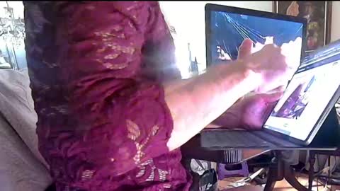 felicitybliss29 online show from December 4, 7:22 am