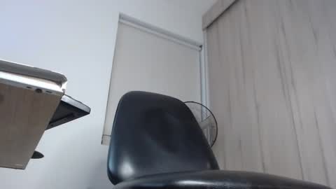 felilope23 online show from September 29, 8:57 am