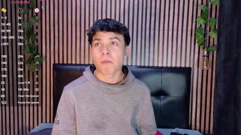 felipe_boy_18 online show from September 14, 12:35 am