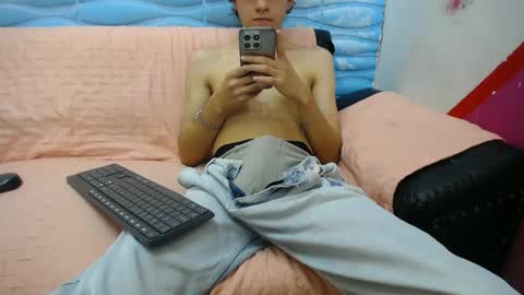 Felipe Browns online show from March 12, 2:12 pm