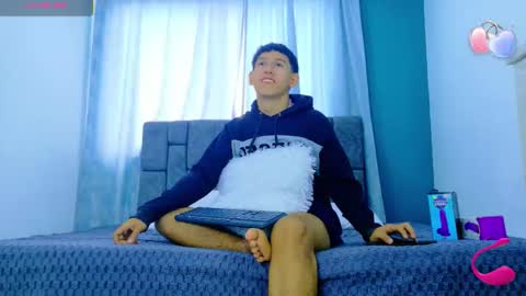 felipehot_gonzales online show from November 6, 1:58 pm