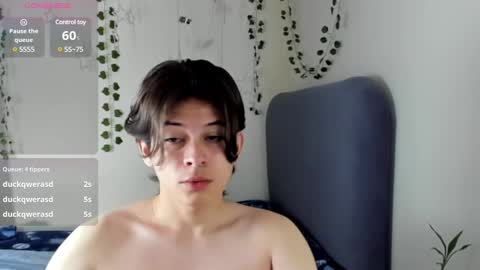 Snapshot of felix_leex chatting on March 6, 7:43 pm Felix leex online show from March 6, 7:43 pm
