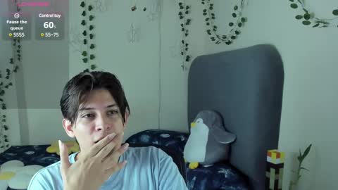 Snapshot of felix_leex chatting on January 12, 7:10 pm Felix leex online show from January 12, 7:10 pm