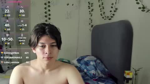 Snapshot of felix_leex chatting on December 29, 1:28 pm Felix leex online show from December 29, 1:28 pm