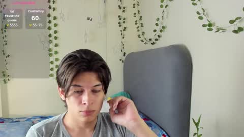 Snapshot of felix_leex chatting on January 30, 8:53 pm Felix leex online show from January 30, 8:53 pm