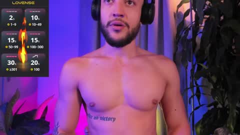 FelixSantos online show from October 3, 1:04 am