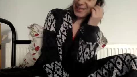 Fell4M online show from February 26, 1:54 pm