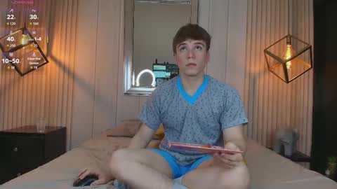 Femboy Max online show from October 9, 12:54 pm