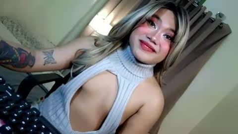 femboy_veronica online show from June 10, 10:36 am