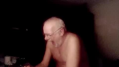 Snapshot of femdom_sub chatting on March 1, 1:53 am femdom_sub online show from March 1, 1:53 am
