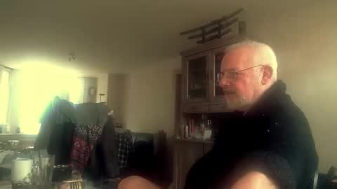 Snapshot of femdom_sub chatting on February 28, 8:42 am femdom_sub online show from February 28, 8:42 am