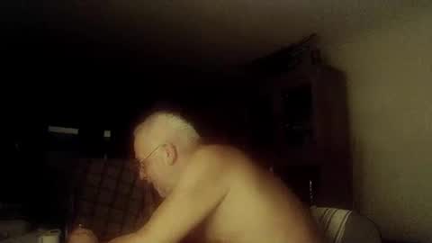 Snapshot of femdom_sub chatting on March 10, 1:34 am femdom_sub online show from March 10, 1:34 am