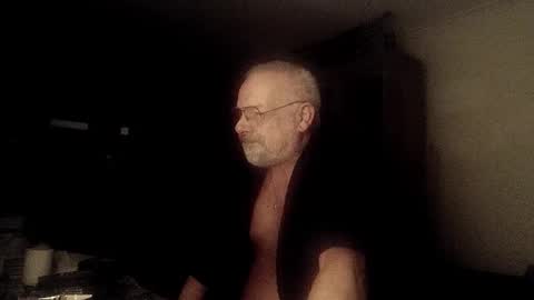 Snapshot of femdom_sub chatting on March 3, 3:19 am femdom_sub online show from March 3, 3:19 am