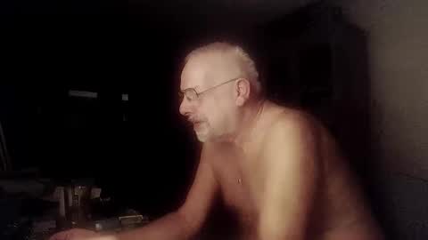 Snapshot of femdom_sub chatting on February 22, 4:51 am femdom_sub online show from February 22, 4:51 am