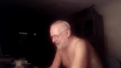 Snapshot of femdom_sub chatting on February 24, 11:30 pm femdom_sub online show from February 24, 11:30 pm