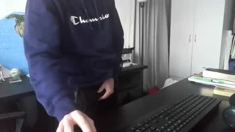 Snapshot of femdomsubby chatting on September 22, 12:59 am femdomsubby online show from September 22, 12:59 am