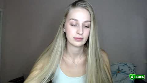 Femke online show from March 30, 7:36 pm