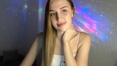 Femke online show from February 9, 8:24 pm