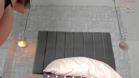 Snapshot of fer_luu chatting on March 5, 12:33 pm Fernanda Luna online show from March 5, 12:33 pm