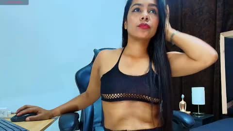 Snapshot of fernandabrown_ chatting on September 19, 2:59 am Fernandabrown s online show from September 19, 2:59 am