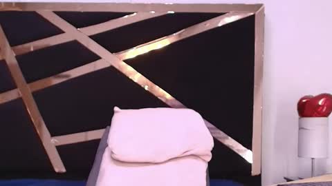 Fernandabrown s online show from February 26, 9:34 am