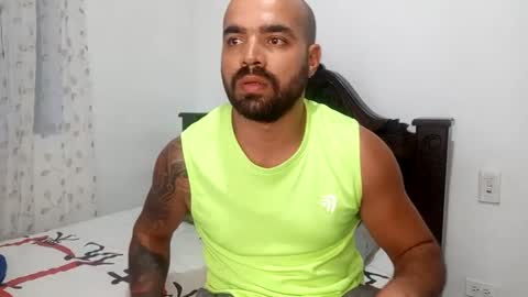 Snapshot of ferpaisa2024 chatting on January 22, 11:21 pm insta ferxx1210 Fercho online show from January 22, 11:21 pm