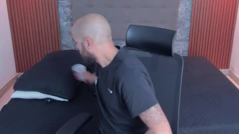 insta ferxx1210 Fercho online show from October 29, 3:19 am