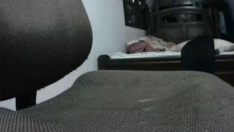 Snapshot of fescarf1991 chatting on September 10, 4:02 am fescarf1991 online show from September 10, 4:02 am
