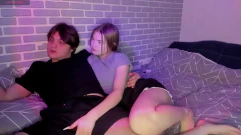 Tina and Tomas online show from October 16, 3:22 pm