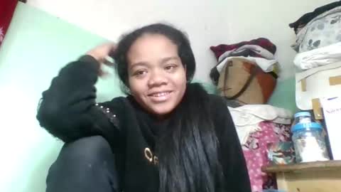 fetranialdy online show from September 25, 8:21 am