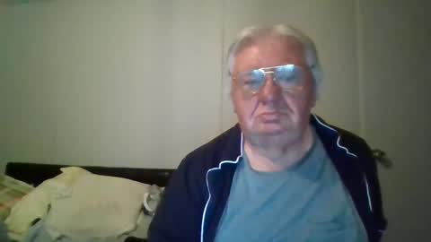 fewxtrapounds985 online show from March 7, 8:02 am